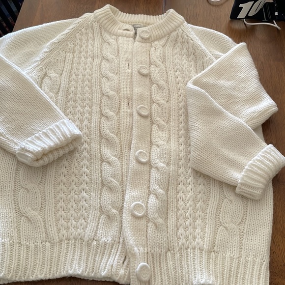 Cardigan cable sweater - Picture 2 of 7